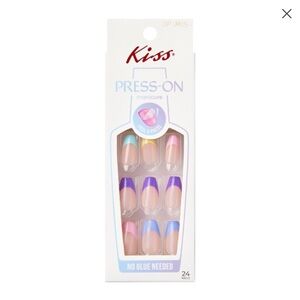 Kiss Multicolor Press-On Nails LOVE IT